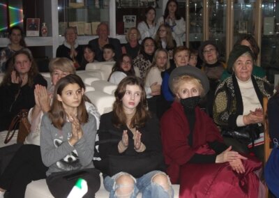 IMG-2dcaddf58ff5782e00c4351993503240-V