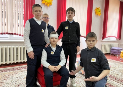 photo_5253747354345608749_y