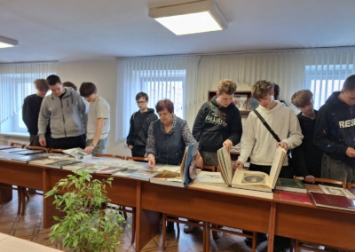 IMG-c41e143ac018cc767a11c9f89bb99ec8-V