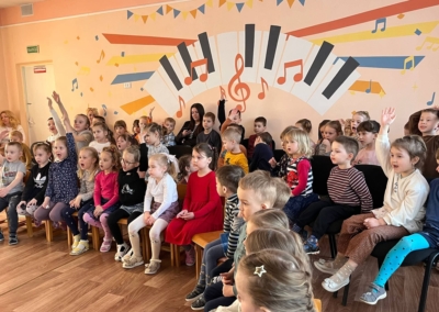 photo_5303329470422915145_w