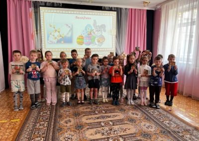 photo_5402241871465092094_y