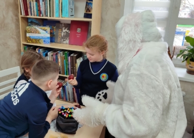 азартная забава - пасхальное битьё яиц +